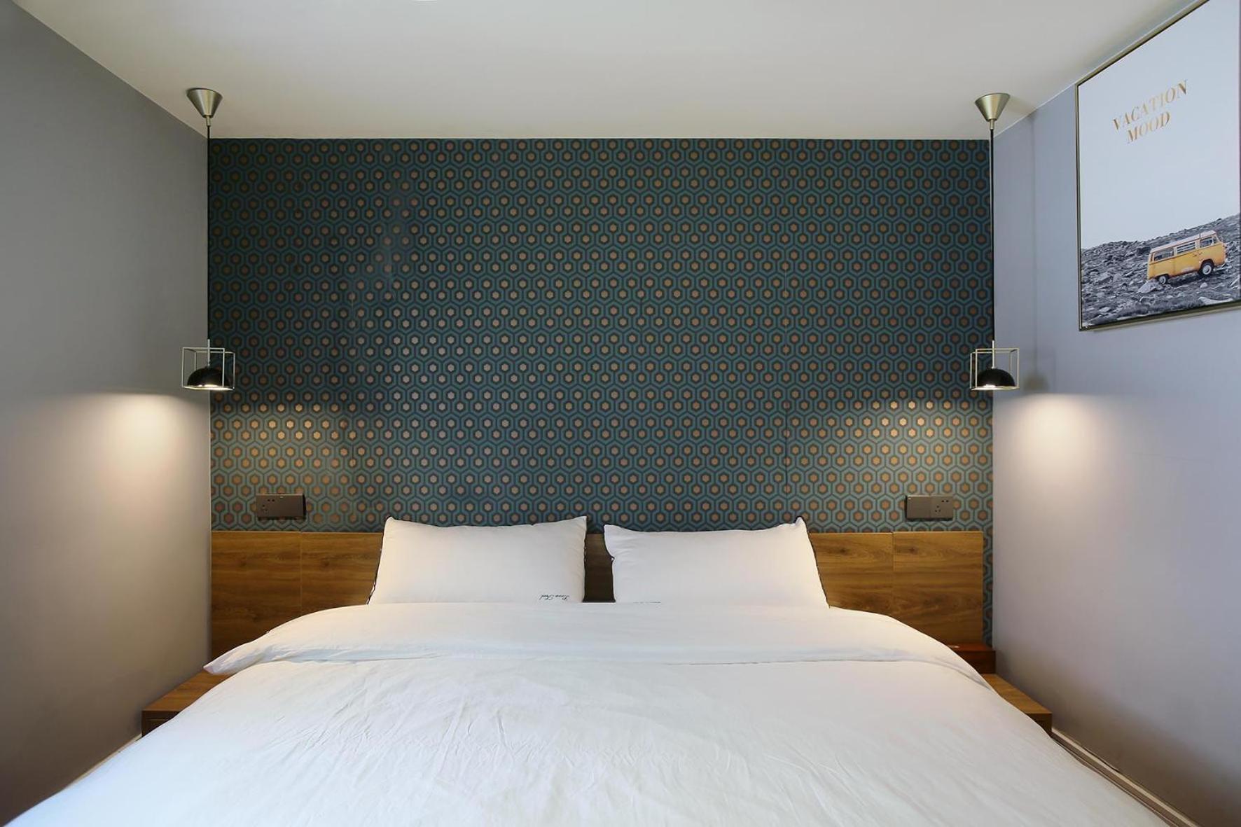 Shanghai Downtown Hills Boutique Guesthouse - Near Metro Line 7, Exit 3, Changping Road Szoba fotó