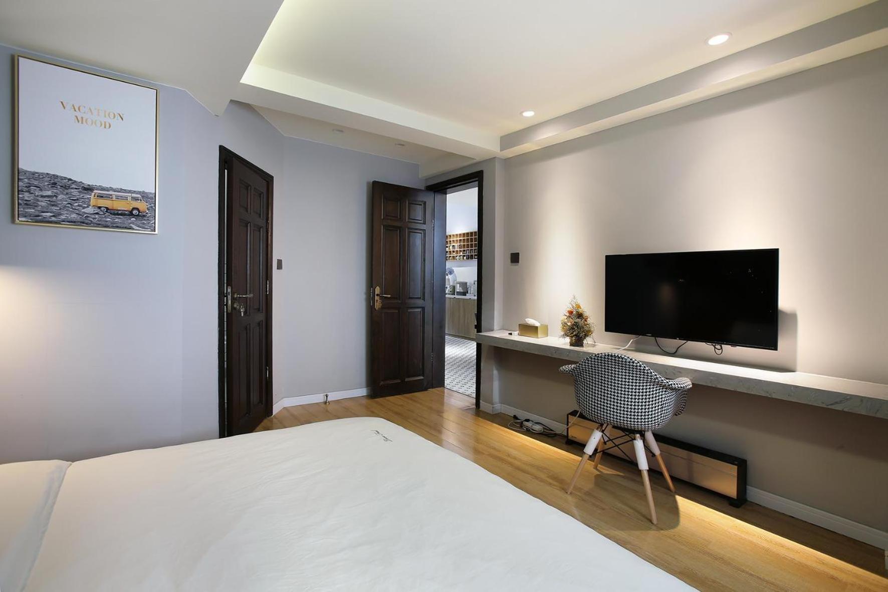 Shanghai Downtown Hills Boutique Guesthouse - Near Metro Line 7, Exit 3, Changping Road Szoba fotó