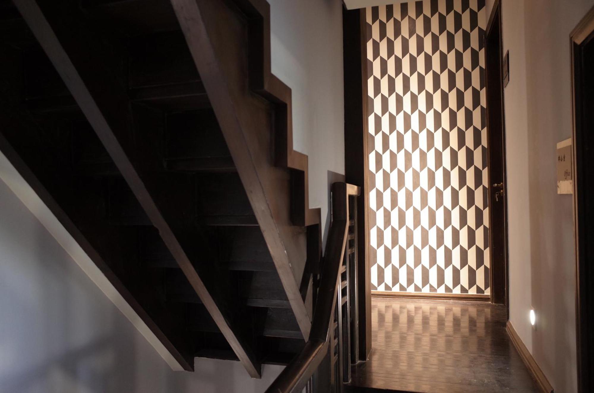 Shanghai Downtown Hills Boutique Guesthouse - Near Metro Line 7, Exit 3, Changping Road Szoba fotó